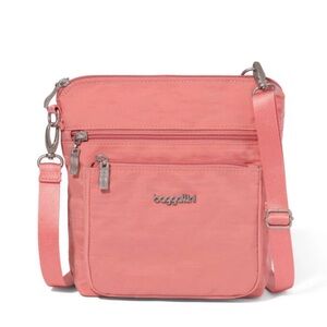Baggallini Coral Pink Crossbody Organizer Like New Beautiful